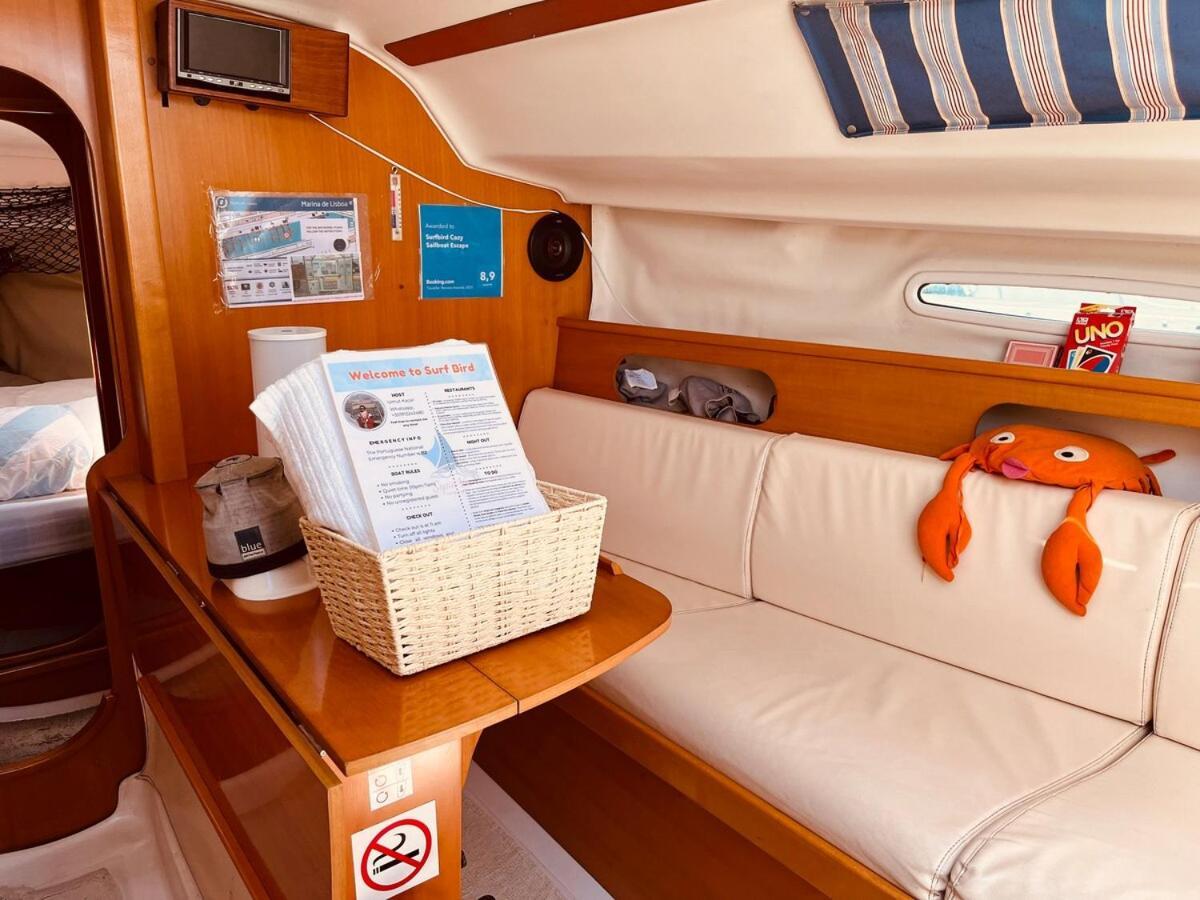 Hotel Surfbird Cozy Sailboat Escape Lissabon Exterior foto